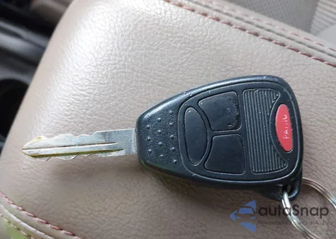 2014 Jeep Compass Latitude z USA, uszkodzony, nr VIN 1C4NJDEB7ED622387